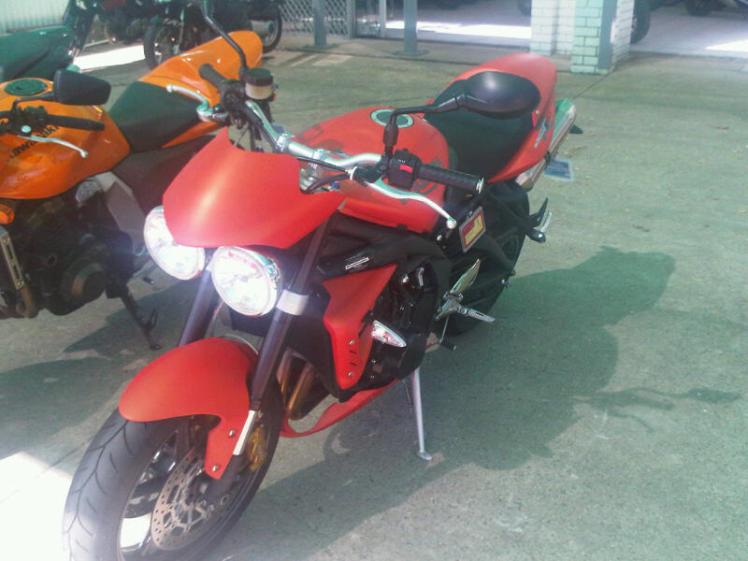 Triumph Street III 2010 Purchase